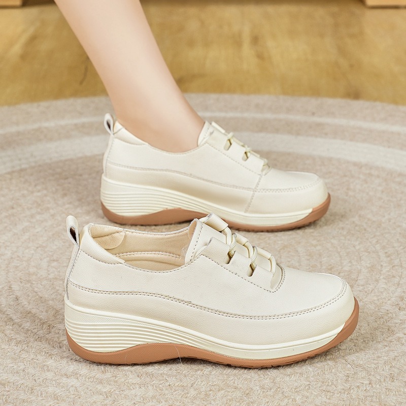 2025, Trainers Lente/Zomer Dam - Women Fashion Show recensie en prijs